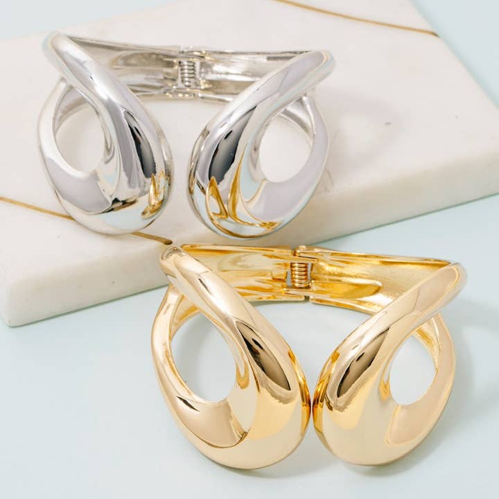 Metallic Round Hinged Cuff Bracelet for wholesale by The Looks by Fame Accessories