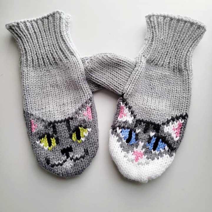 Kitten Mittens for wholesale by The Chronicles of Yarnia, Inc.