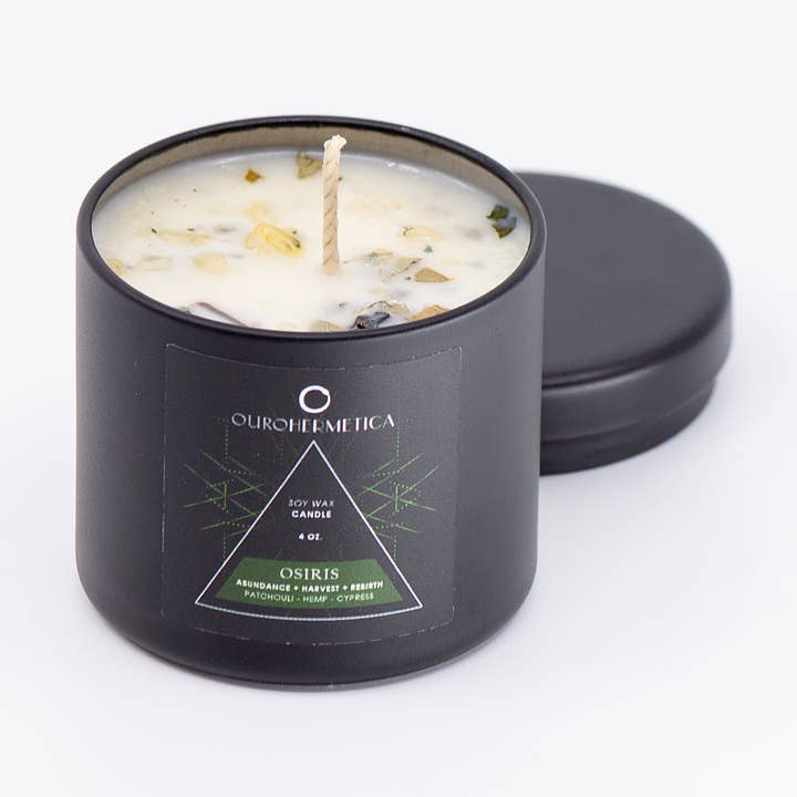 Osiris Ritual Soy Candle med botaniska ämnen och citrin för wholesale av OuroHermetica