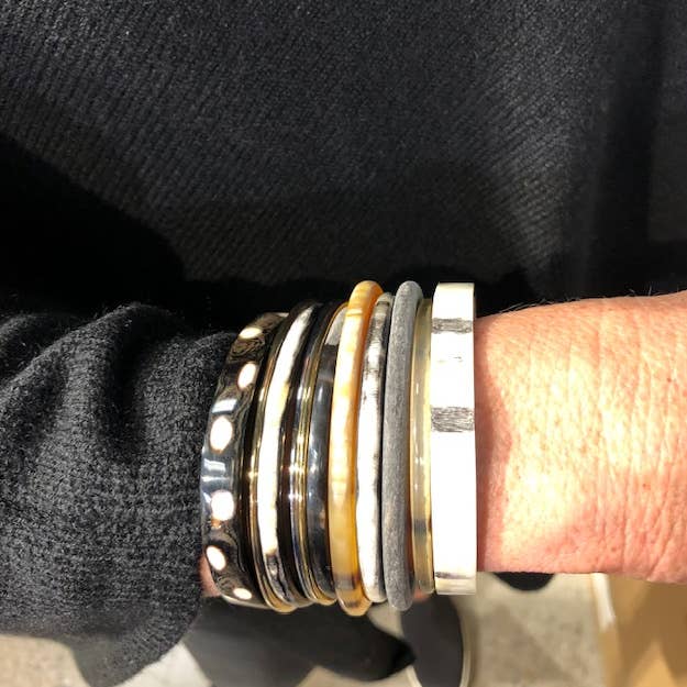 Cozee Cashmere - Wholesale Jewelry Set - Horn Bangles2