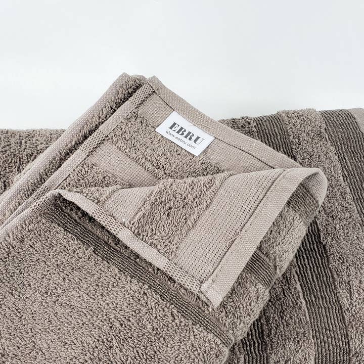 Asciugamano da bagno o asciugamano in cotone 100% cioccolato e ulteriori Risultati per cioccolato on line all'ingrosso. Resi gratuiti e termini di pagamento a 60 giorni su Faire in tendenza su Faire.