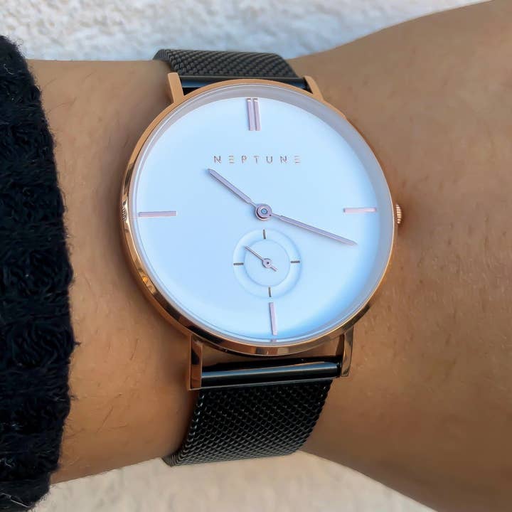 Cascata Rosa Bianca per la vendita all'ingrosso da parte di NEPTUNE Watch Company