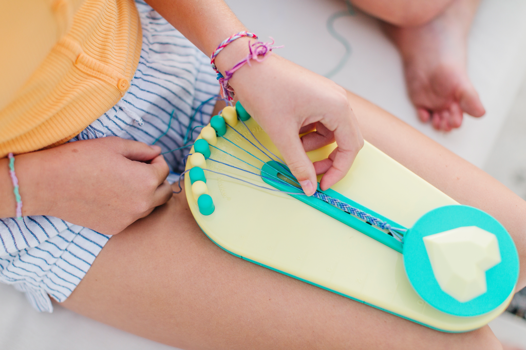 Choose Friendship – Joias DIY - Crianças por atacado – Kit de Artesanato My Friendship Bracelet Maker (Novo) - Presente de Aniversário3