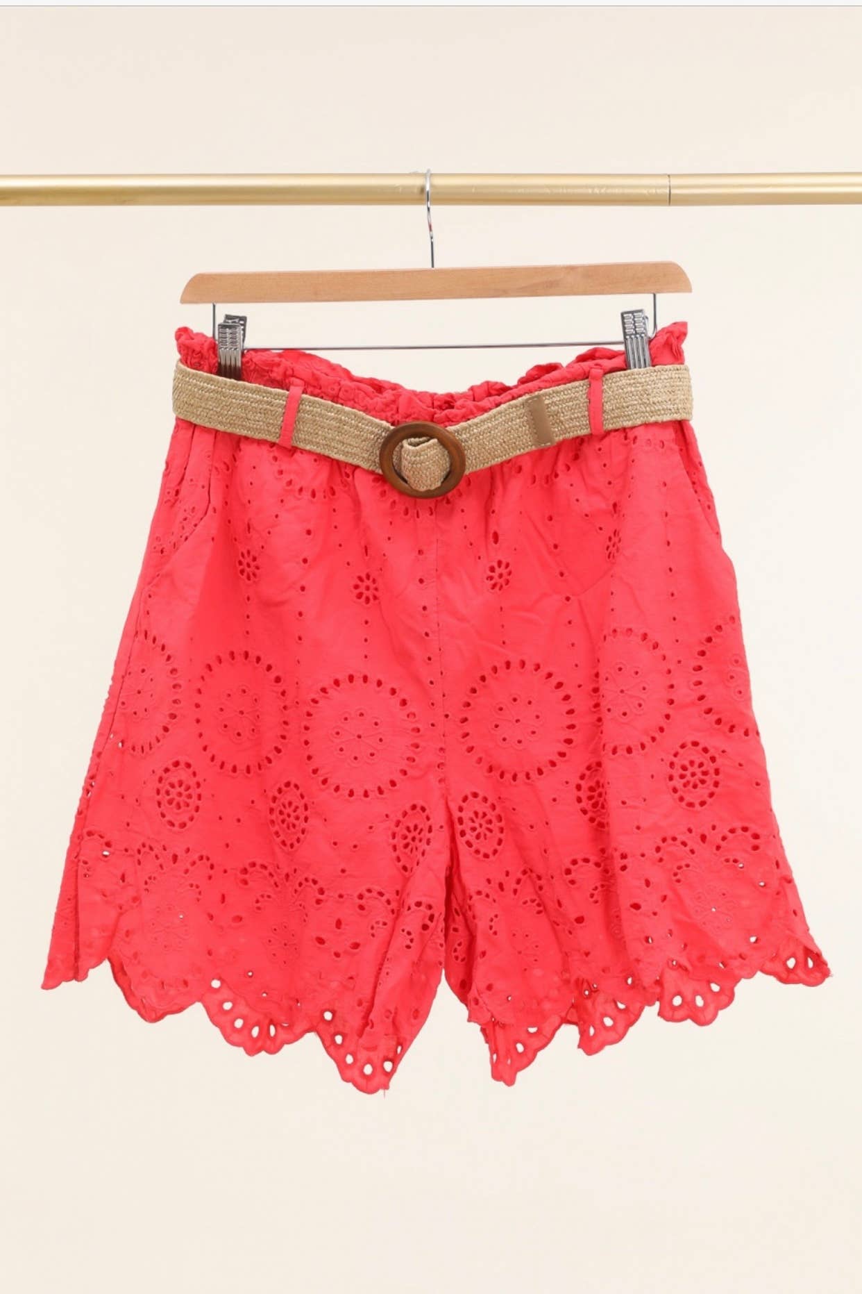 LÉA & LUC - Wholesale Shorts - Women's - Broderie anglaise shorts in 100% cotton REF. 250244