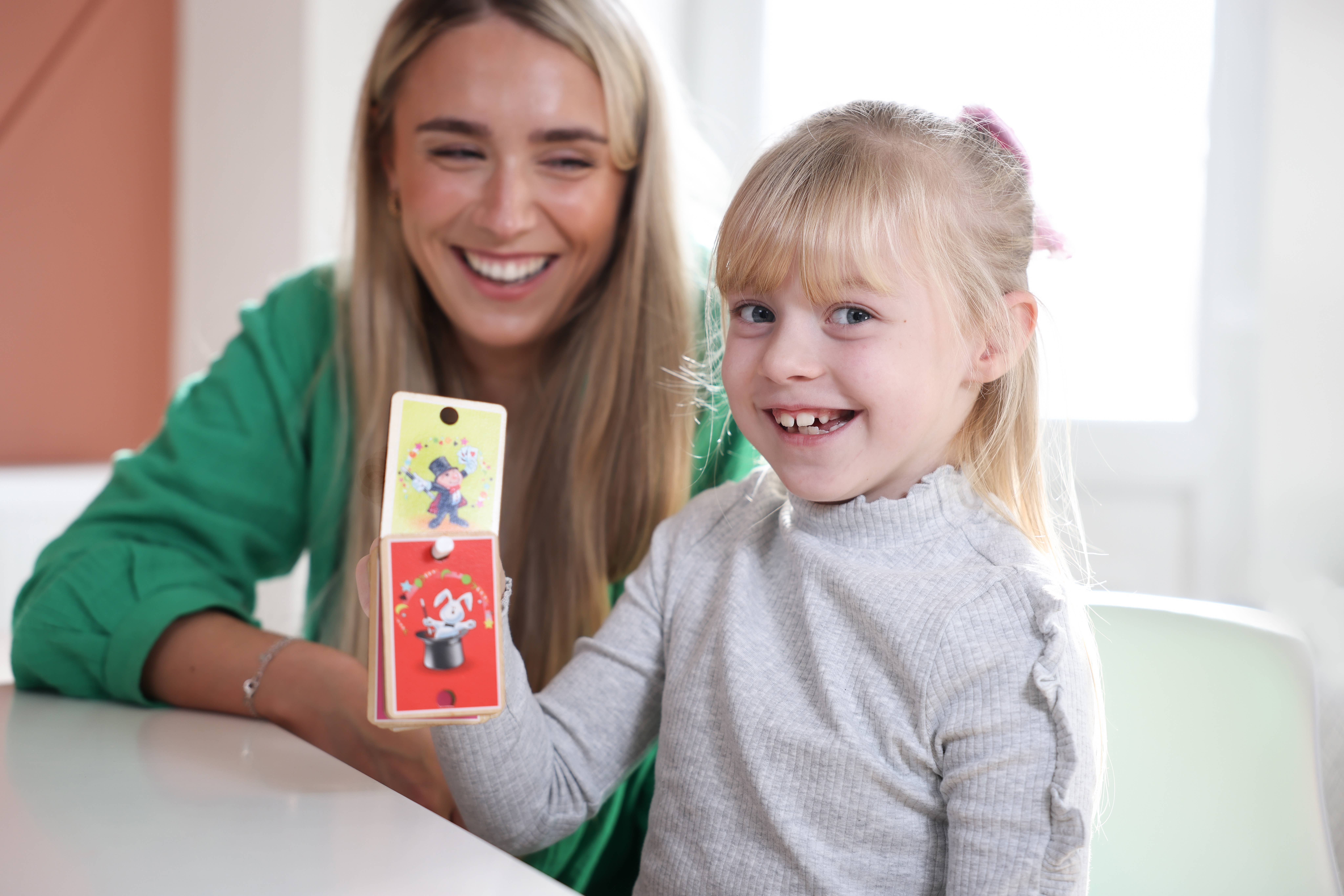 Marvin's Magic - Wholesale Magic Trick - Marvin's Treasured Magic Tricks (Wooden Gift Set)4