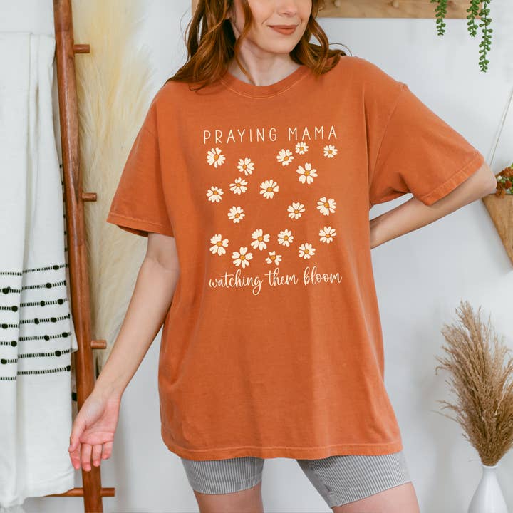 Scripted Pearl - Wholesale Screen Printed T-Shirt - Women's - Praying Mama Watching Them Bloom Daisies Comfort Colors Tee9