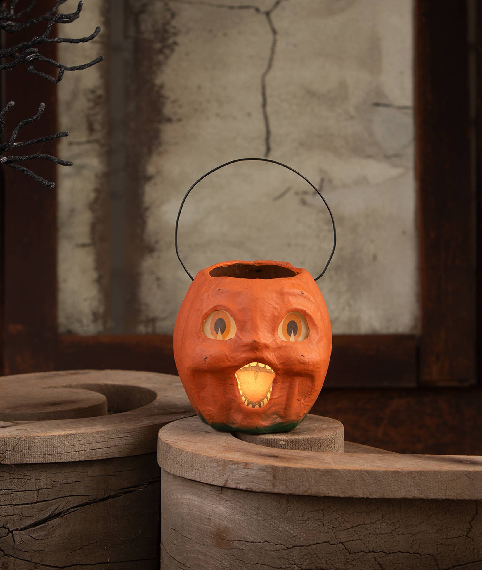Bethany Lowe Designs - Wholesale Decorative Figurine - Vintage Pumpkin Bucket Small