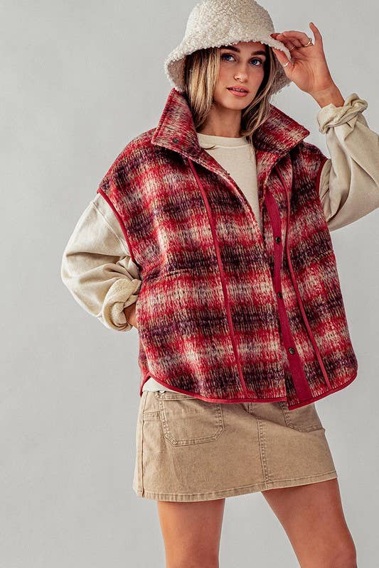 Heyday - Wholesale Outerwear Vest - Women's - VINTAGE PLAID OVERSIZED WOOL VEST3