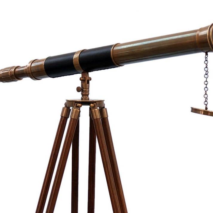 Télescope Admiral au sol en laiton antique 60" » pour la vente par Hampton Ironworks