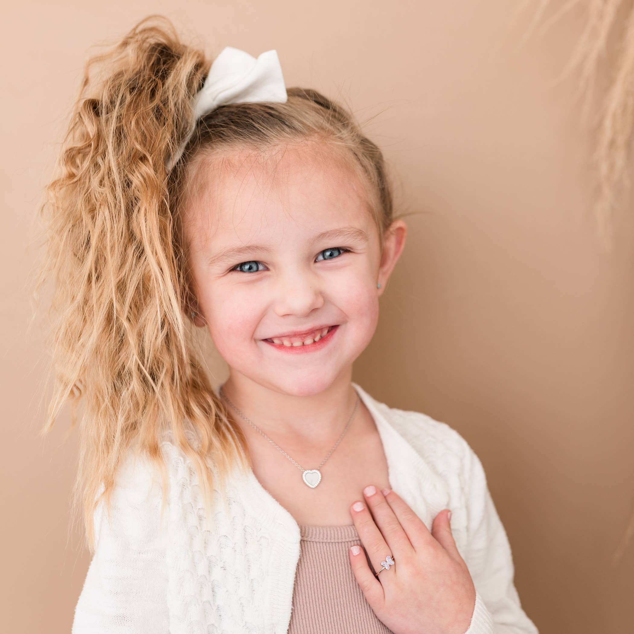 Cherished Moments - Wholesale Kids Necklace - Kids - Girls Sterling Silver Mother of Pearl Heart Valentine Gift2