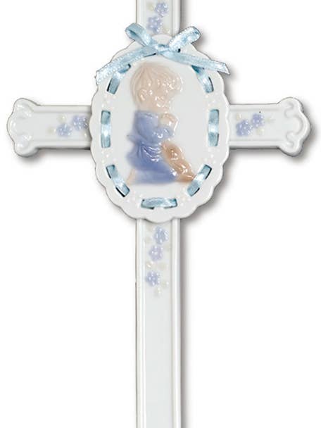 Cruz de 8" - Menino a Rezar por atacado de H.J. SHERMAN COMPANY, INC.