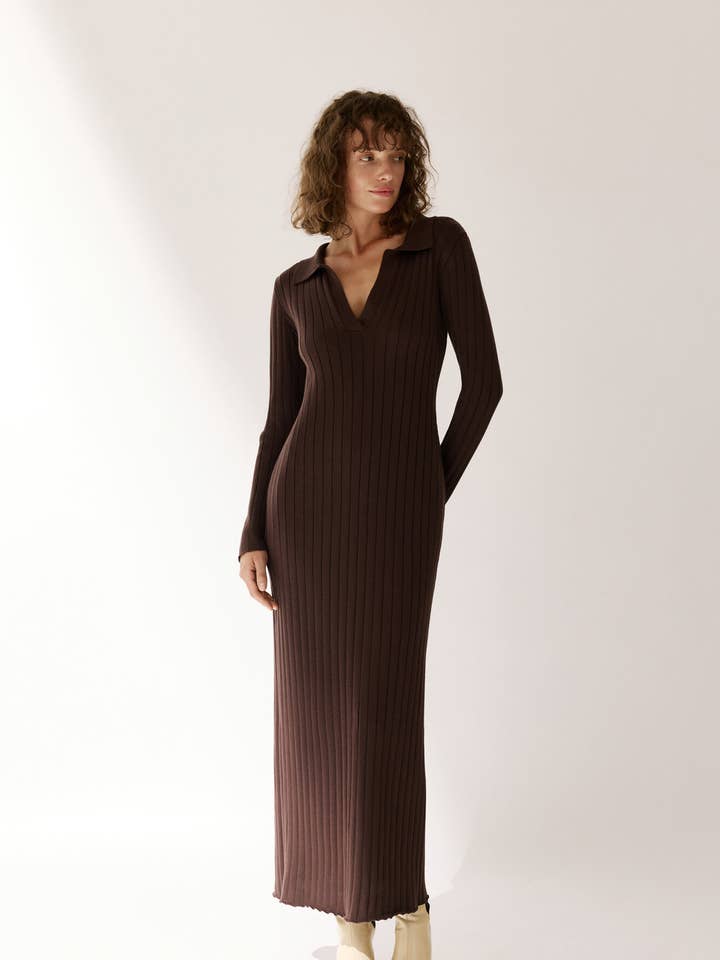 Ribbet Polo Maxikjole med slids Nova for engroshandel hos Nenya Fashion Limited