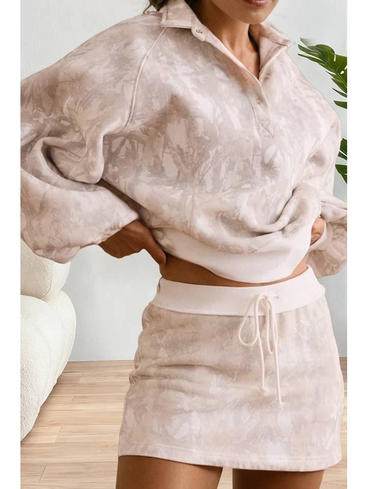 White Peak Balloon Sleeve Camo Pullover for wholesale on Faire0