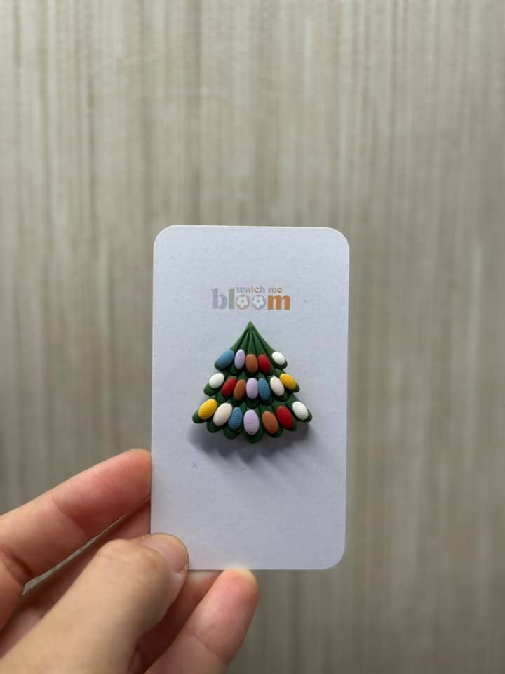 Watch Me Bloom - Vendita all'ingrosso Orecchini pendenti - Luci di Natale in argilla polimerica Needle Minder