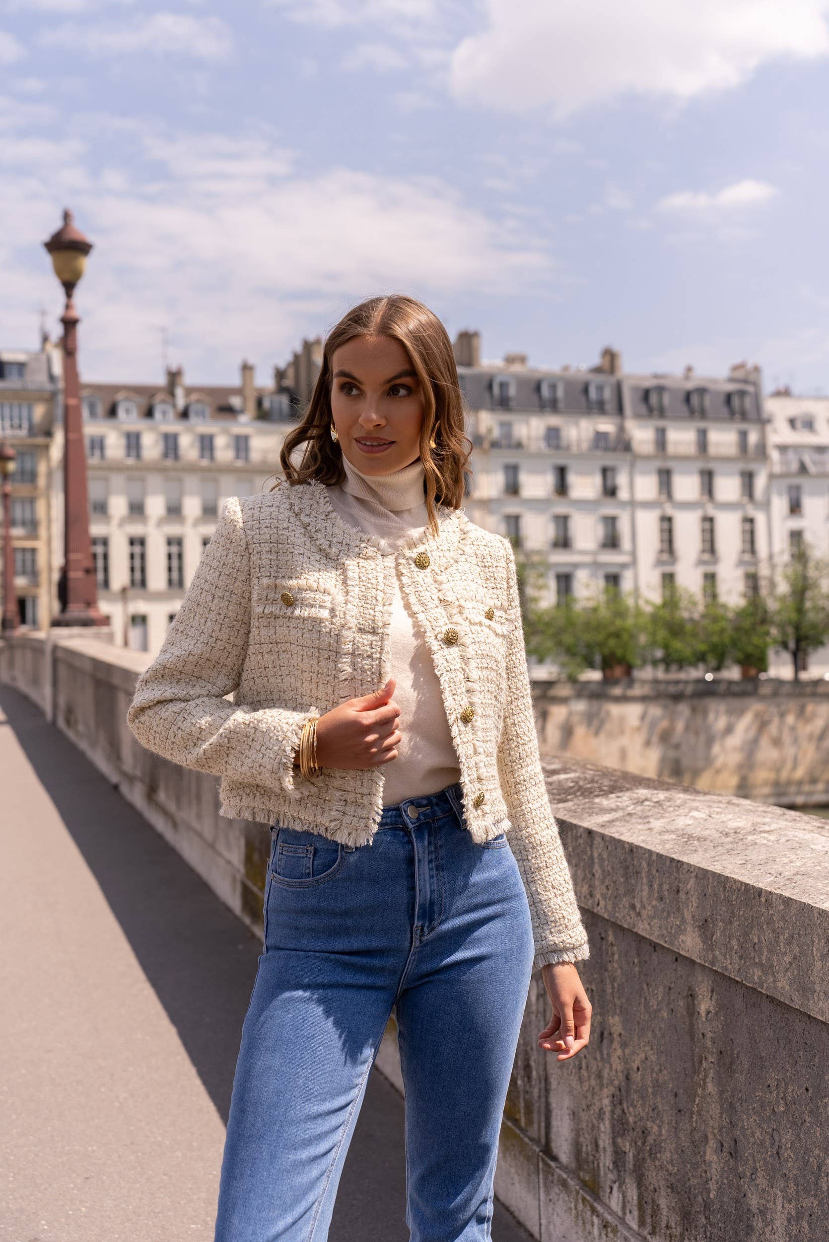 Attentif Paris – Blazer - Mulher por atacado – Blazer cropped justado em tweed com gola redonda14