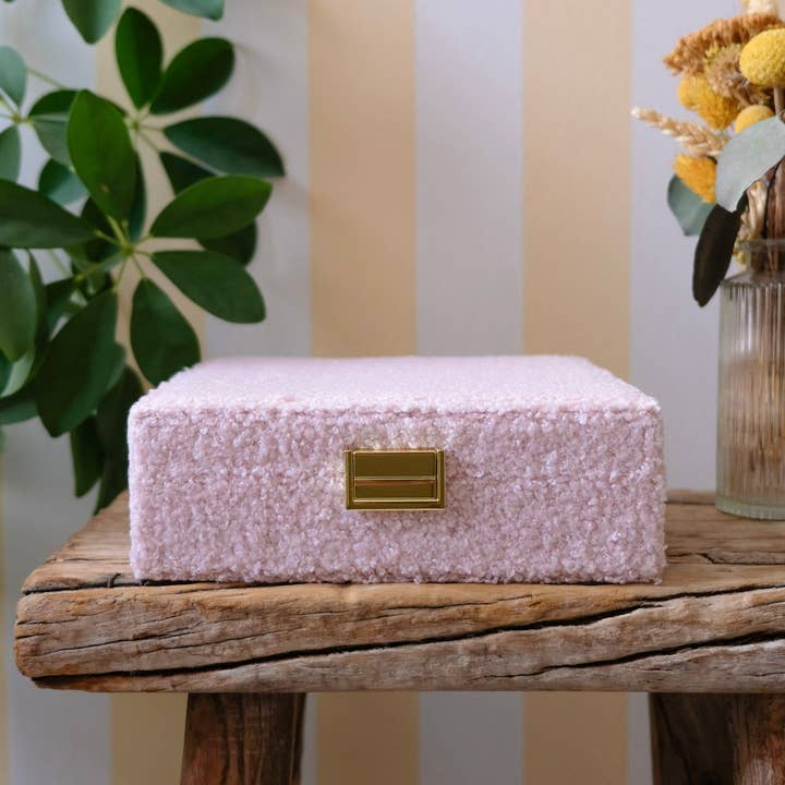 Maison Scarlett - Wholesale Jewelry Box/Organizer - Anne teddy jewelry box6