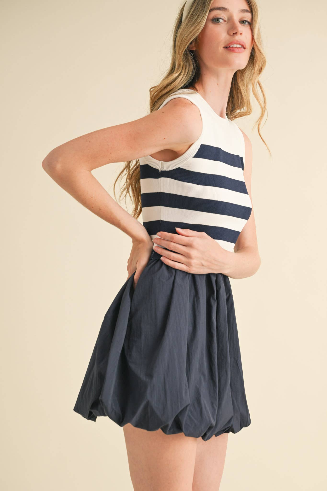 &MERCI – Vestido - Mulher por atacado – VESTIDO MINI COM BAINHA BOLHA EM MÍDIA MISTA MDR371017