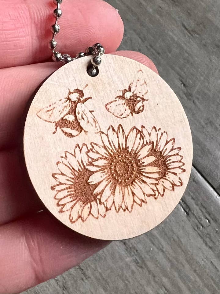 Bee Keychain V2 for wholesale by Lexo Creations