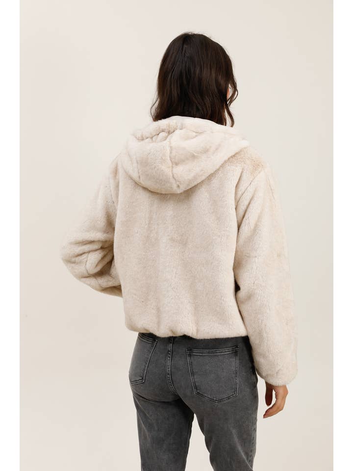 Daphnea - Wholesale Fur/Faux Fur Coat - Women's - 5953 FUR JACKET8