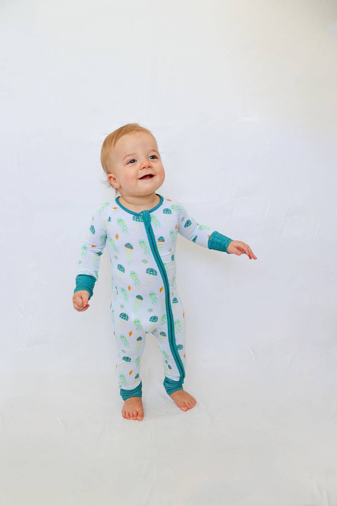 Sleepy Ducks - Wholesale Sleepsuit - Baby - Jellyfish Baby Romper1