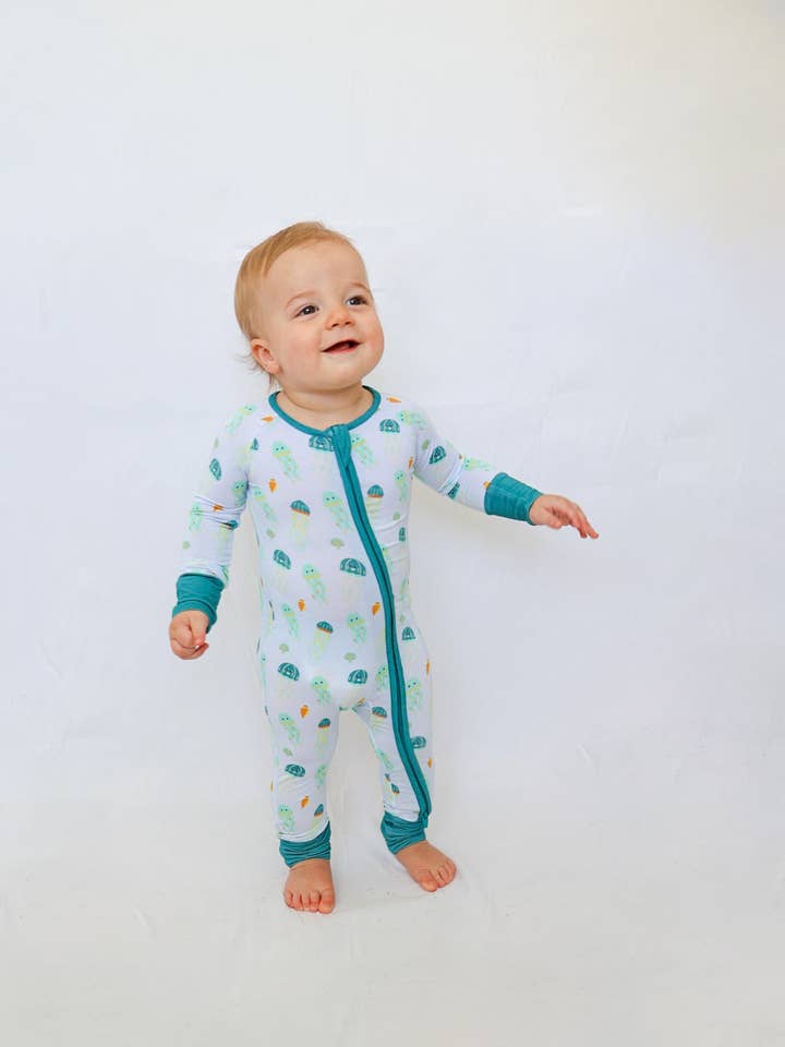 Sleepy Ducks - Wholesale Sleepsuit - Baby - Jellyfish Baby Romper1