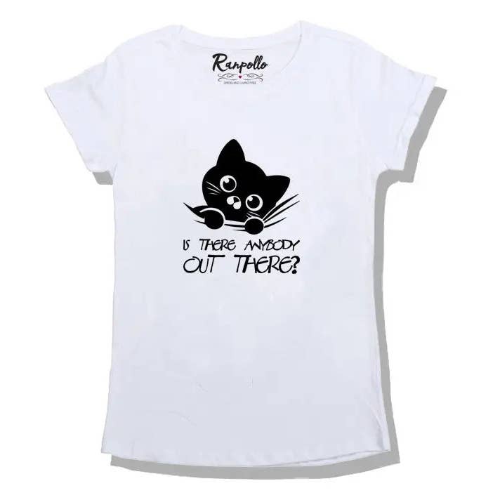 C'È and other Purchase Wholesale dialogo entre e cliente numa loja roupa. Free Returns & Net 60 Terms on Faire trending on Faire.