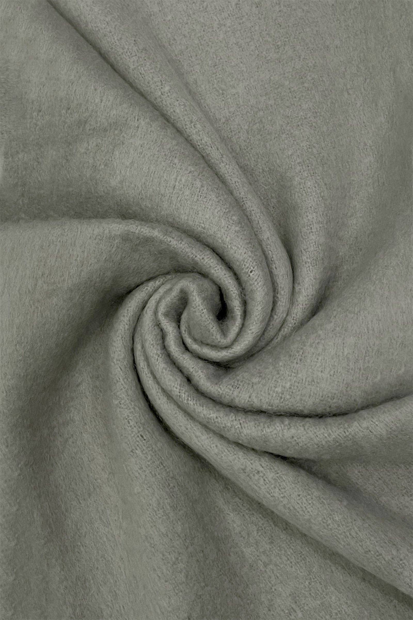 Fashion Scarf World - Vendita all'ingrosso Sciarpa - Donna - Sciarpa a scialle con nappe in morbida coperta semplice36