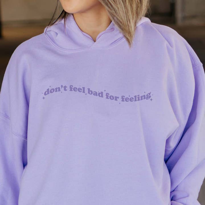 Føler dig ikke dårligt for at føle hættetrøje for engroshandel hos The Funnel Cake Tree