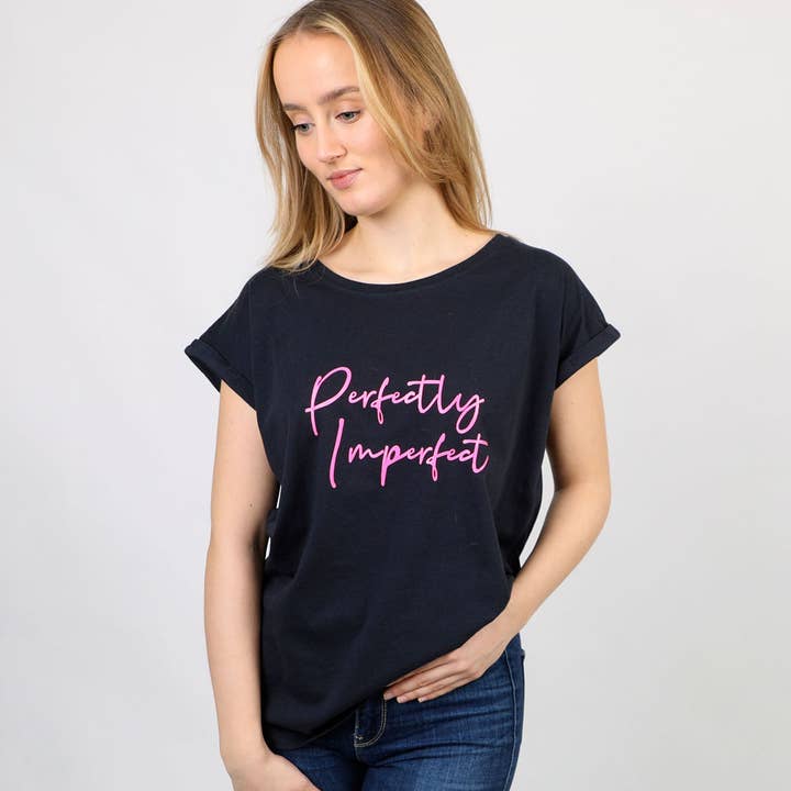 T-shirt parfaitement imparfait pour la vente par Lovethelinks Ltd