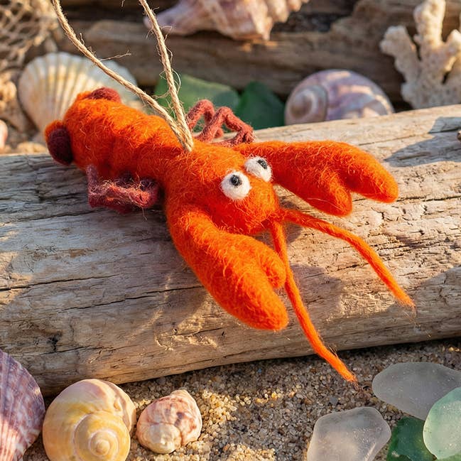 Decoração Suspensa de Lagosta Louella em Feltro Feito à Mão por atacado de Felt So Good