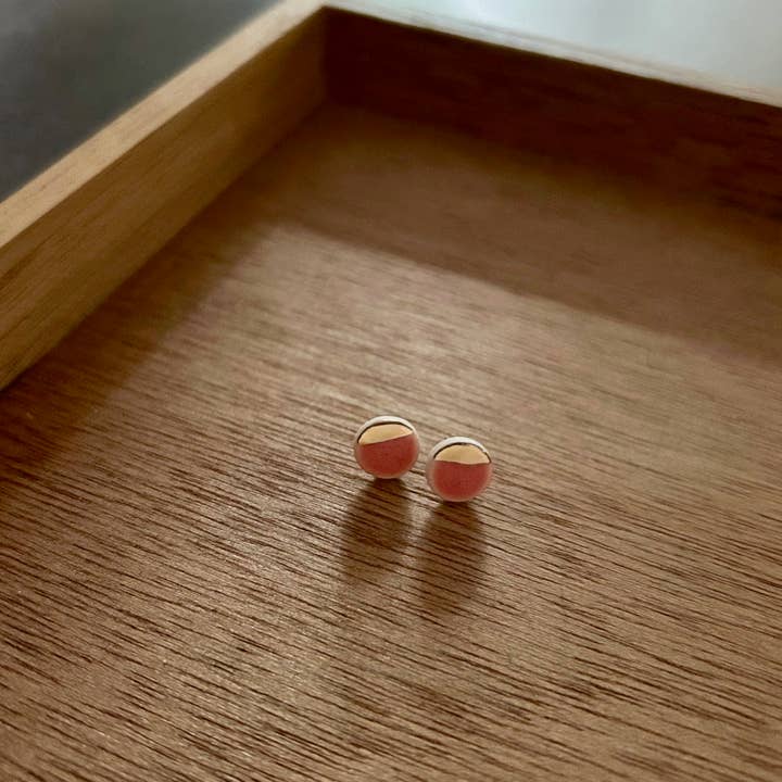 ZOE COMINGS - Venta al por mayor Pendientes de botón/aretes de poste - Tachuelas de guijarros4