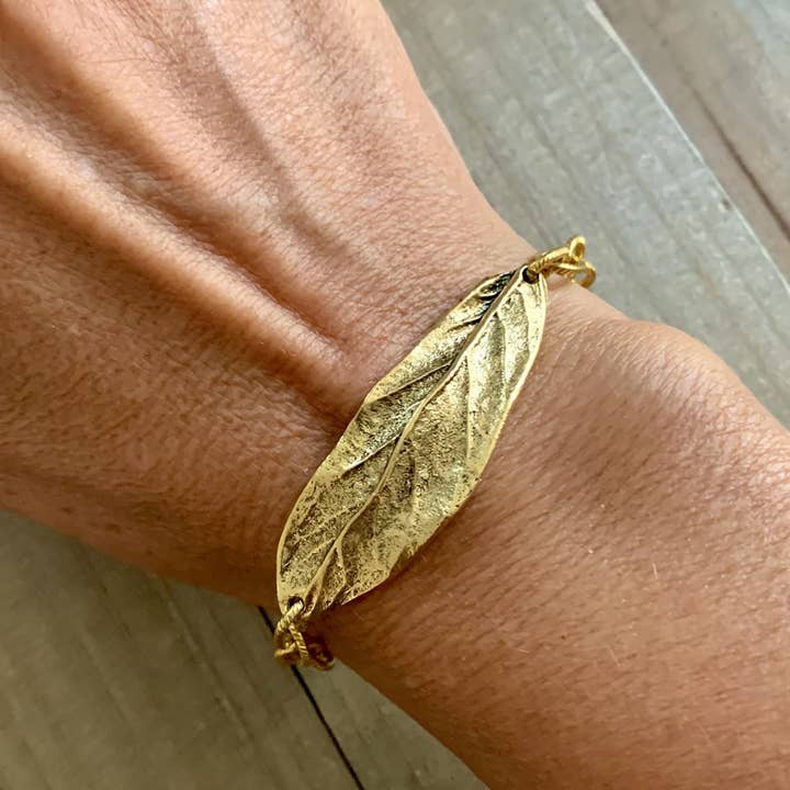 Nellie Pratt Artisan Jewelry - Wholesale Charm/Dangle Bracelet - Nature Chic- boho leaf bracelet on gold chain