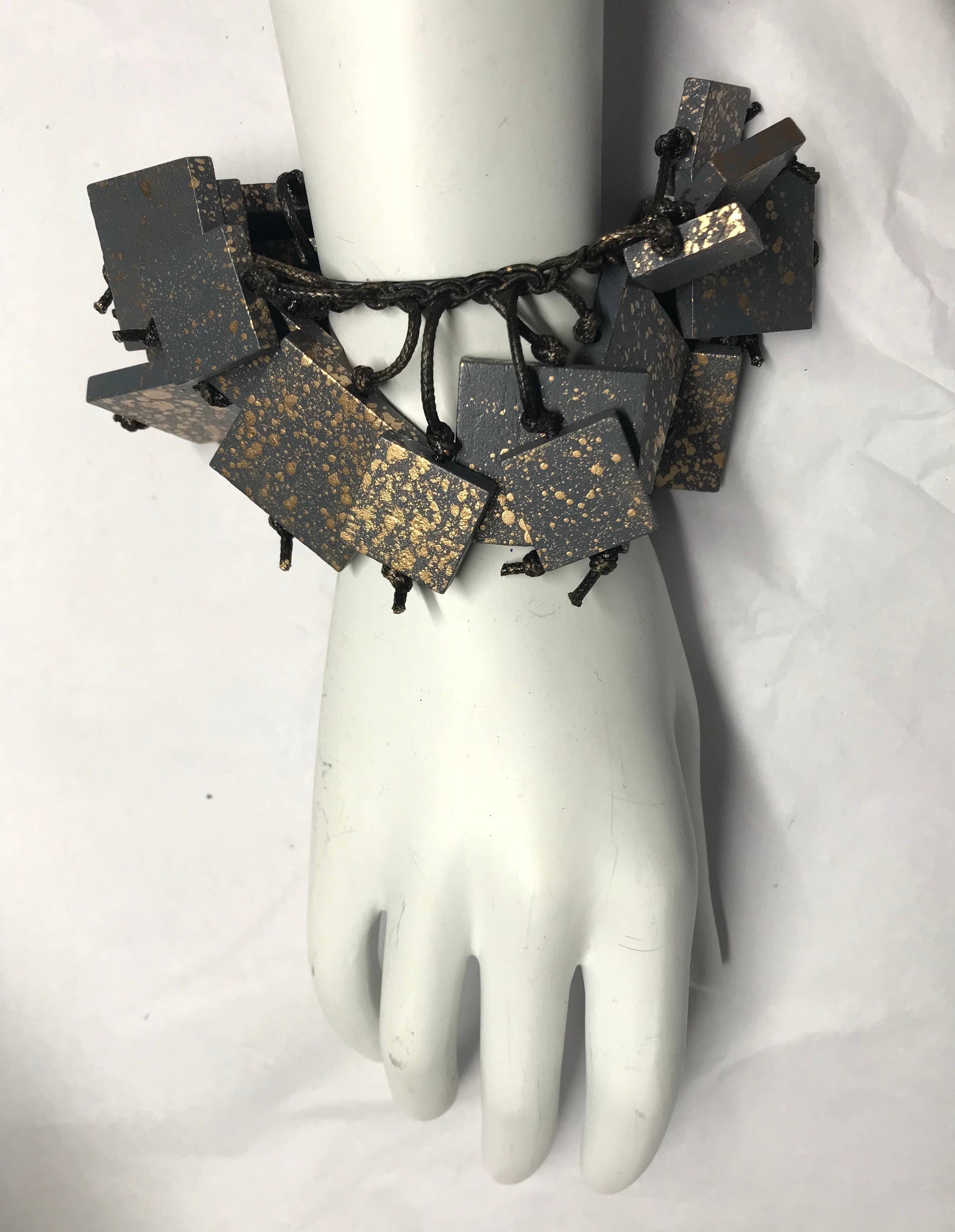 Jianhui London - Wholesale Bangle Bracelet - WOODEN SQUARES ON ELASTIC BRACELET HAND PAINTED5