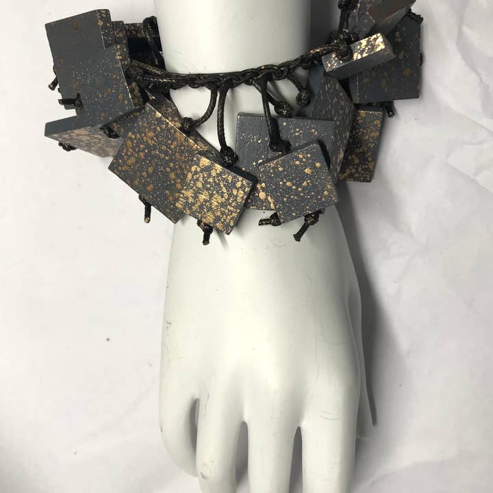 Jianhui London - Wholesale Bangle Bracelet - WOODEN SQUARES ON ELASTIC BRACELET HAND PAINTED5