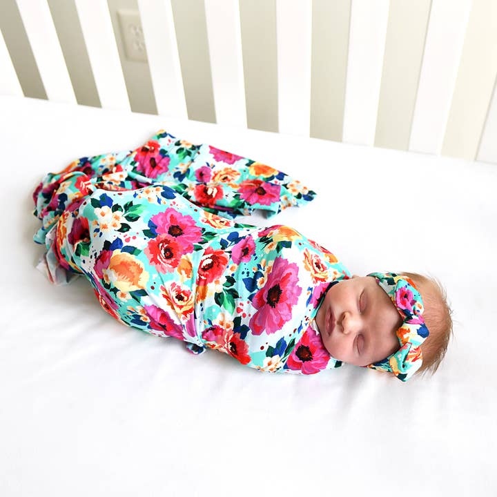 Gigi and Max – wholesale Lindning - Baby – Maggie Swaddle Bambufilt för Baby Blommig