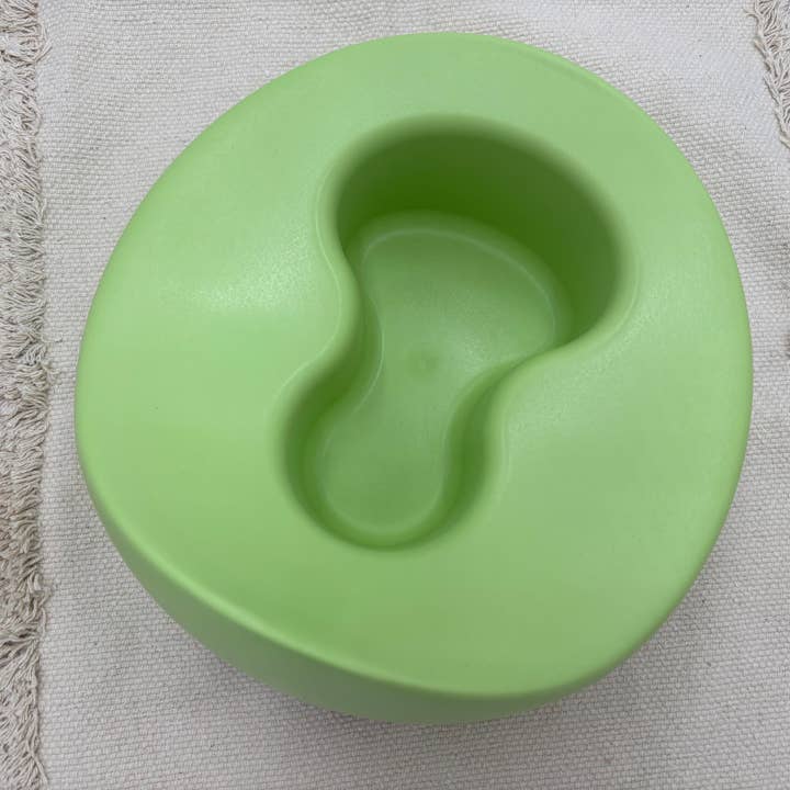 Ecopitchoun - Wholesale Potty Training Chair - Ecopitchoun anatomical potty for babies from 8 months apple green2