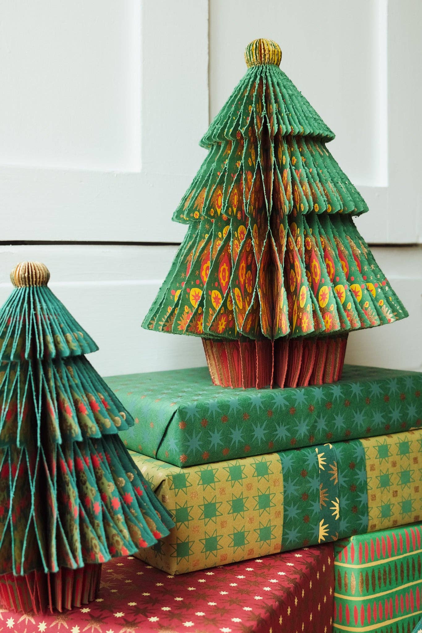 East End Press - Wholesale Christmas Decoration - Fir Tree Honeycomb25