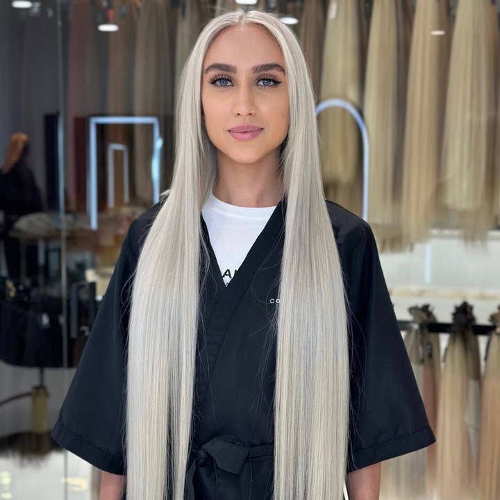 Conde Professional – wholesale Hair extensions – K-tip Platinum Blonde #11.2 Cool1