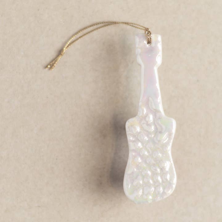 Ornamento Guitarra Porcelana por atacado de Melodie Grace Pottery