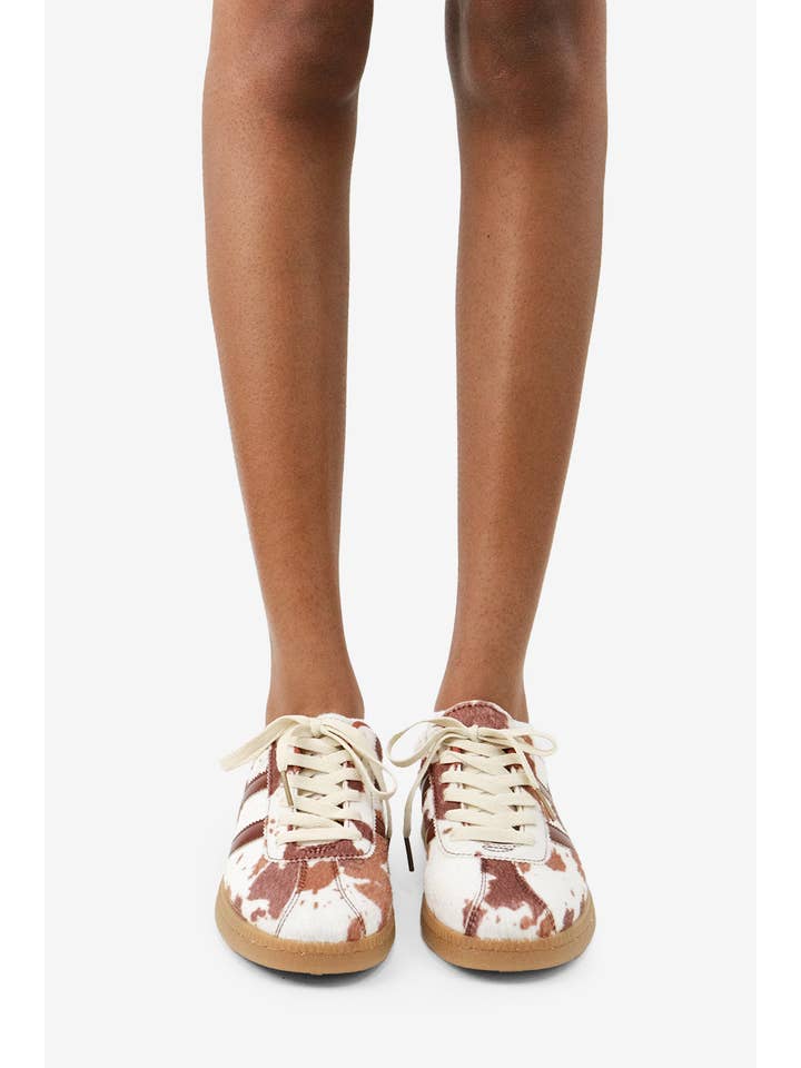 Lemonade Shoes – wholesale Lifestyle trainers – Women′s – FIELD DREAM - Chic Animal Print Sneakers3