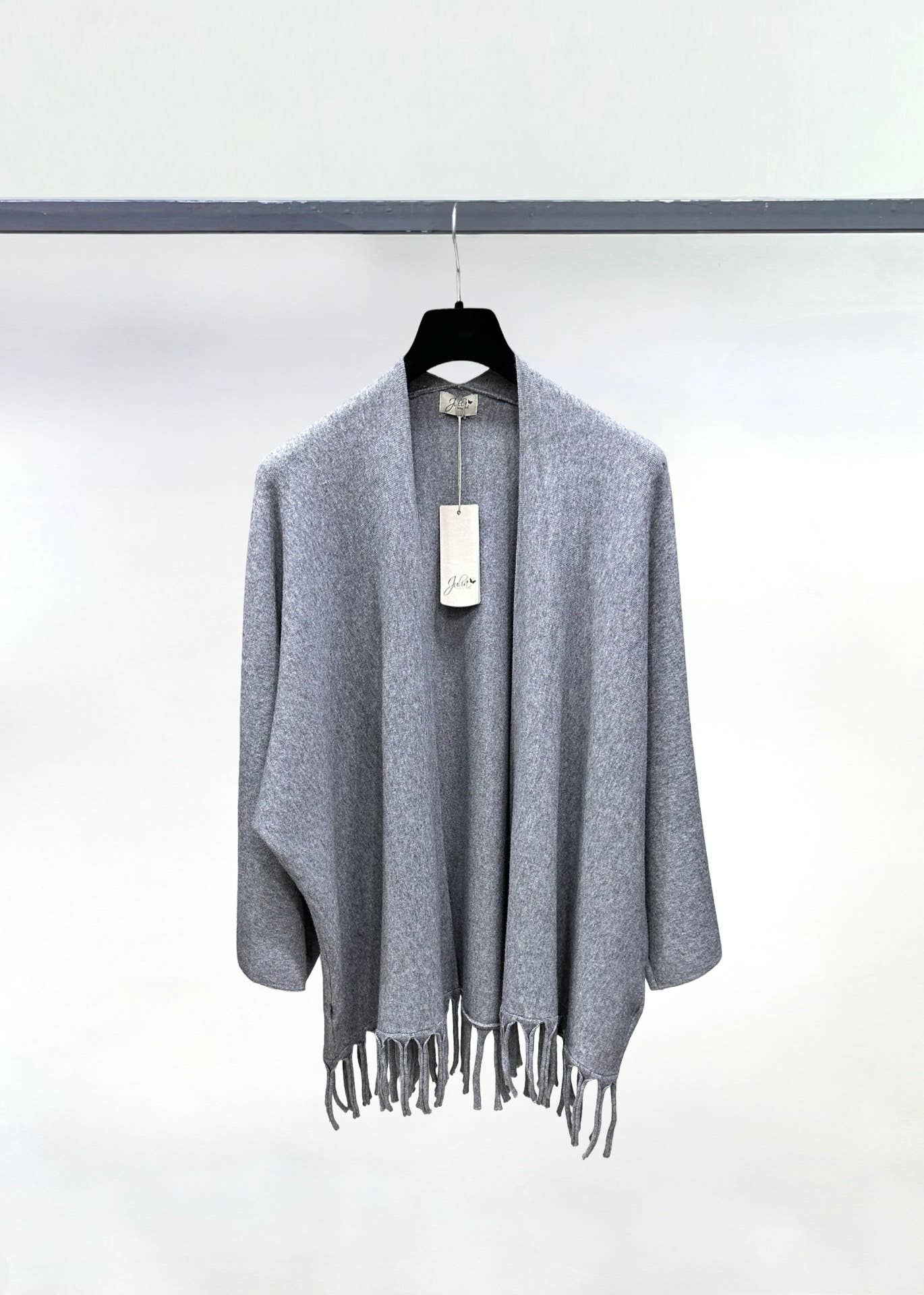 JULIA PARIS – wholesale Poncho – Women's – Open knit poncho jacket with fringes4