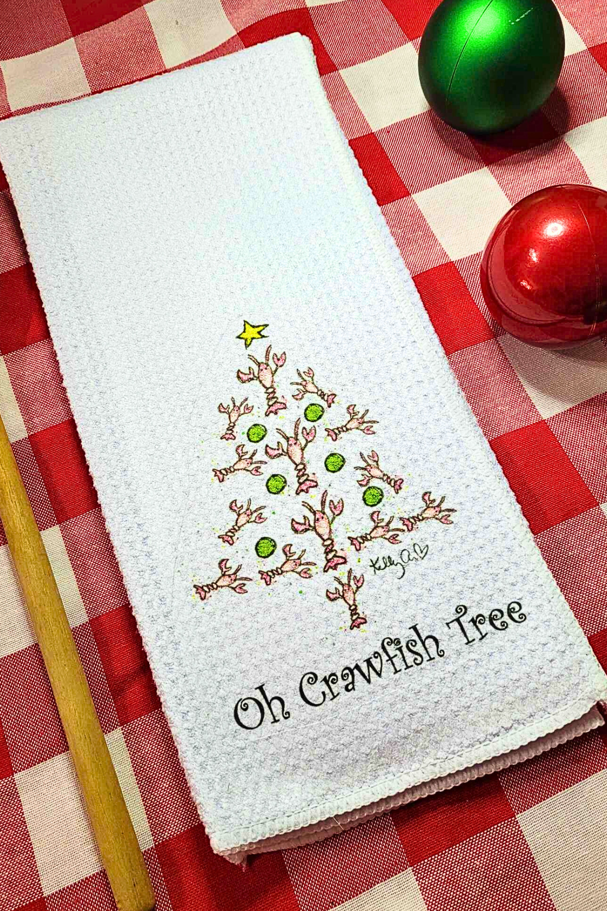 Kelly Airhart Studios - Wholesale Tea Towel - Christmas Tea Towel. Oh Crawfish Tree3
