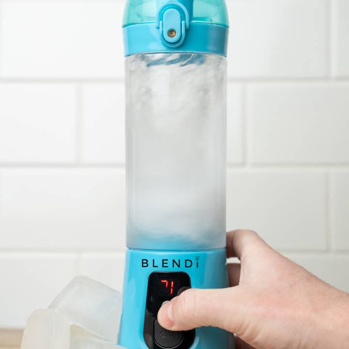 BLENDi – wholesale Blender – BLENDi Pro+ 17oz Turquoise Portable Blender Smoothie Maker1
