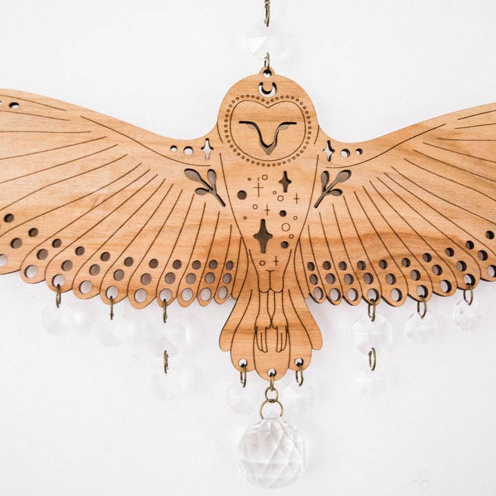 HEX Botanical - Wholesale Suncatcher - Owl Wooden Wall Hanging Bird Suncatcher w/ Crystal Prisms 9