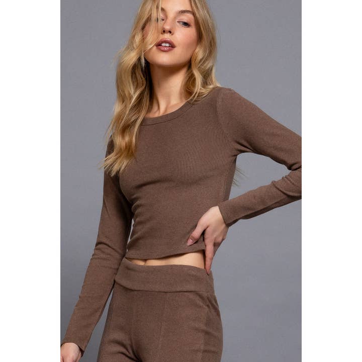 Style Up - Wholesale Lounge Set - Women's - Two Piece Crop Top Flare Pants Set7