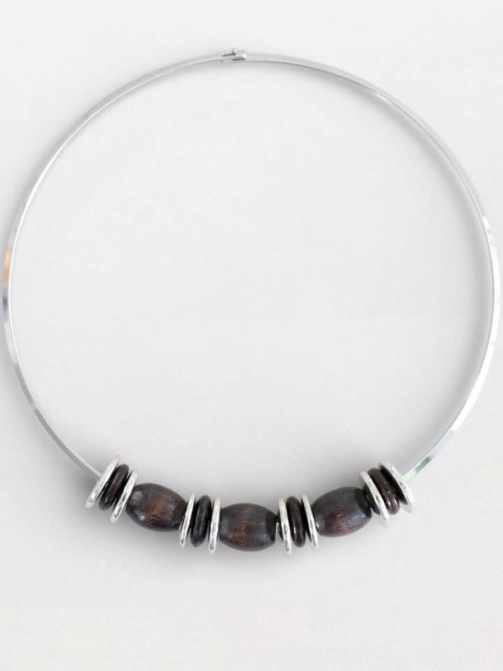 NOCTURNA - COLLIER / PRINTEMPS / ÉTÉ pour la vente par By Lilla