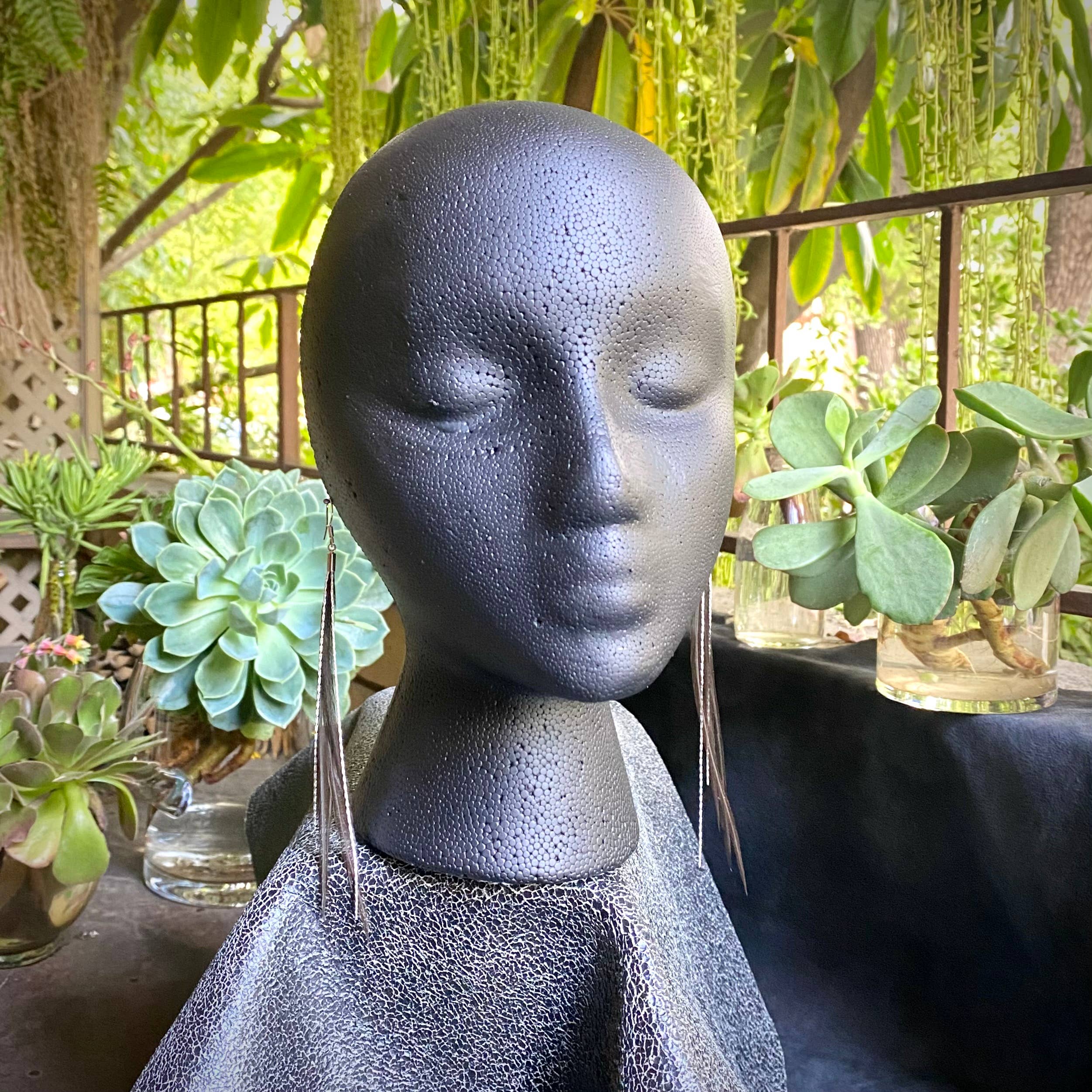 ASTALI - Wholesale Tassel Earrings - Mini Feather Earrings - Black/Silver, Boho Western Earrings2