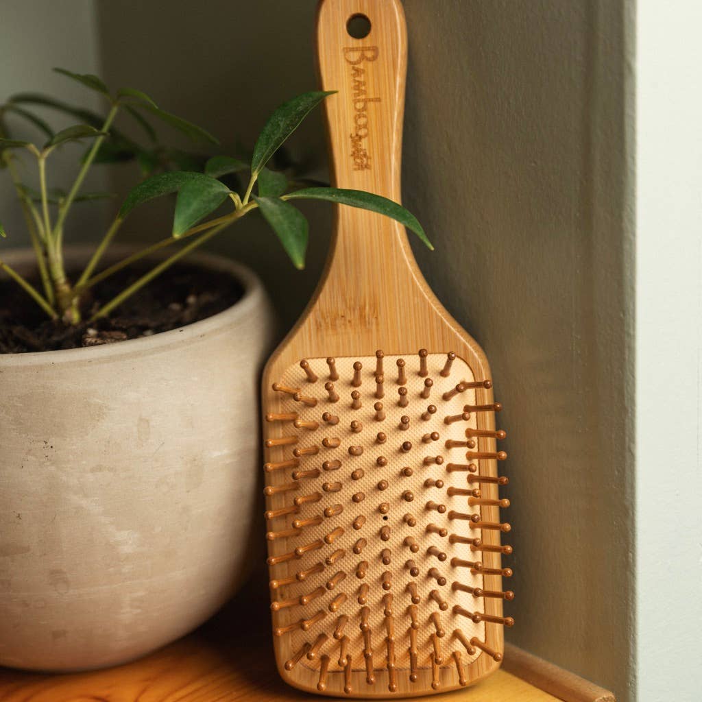 Bamboo Switch – wholesale Hair brush/comb – Bamboo Paddle Hairbrush - Square | Faire Market Bestseller8