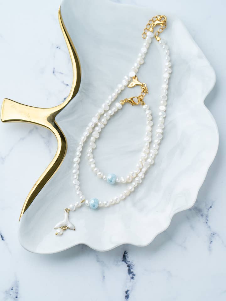Collier de perles avec queue de sirène pour la vente par Goupi