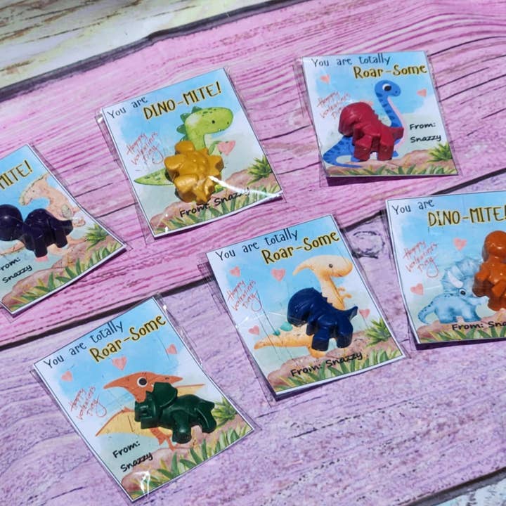 Snazzy Crayons - Vendita all'ingrosso Regalini per gli invitati - Biglietti di San Valentino con dinosauri con pastelli